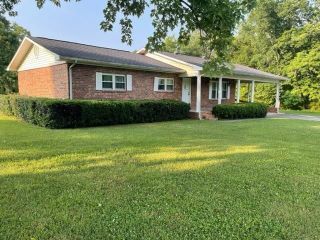 Foreclosed Home - 110 N HILLS DR, 30710