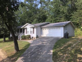 Foreclosed Home - 4114 W PARLIAMENT DR, 30710