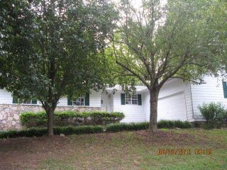 Foreclosed Home - 1006 LAURA DR, 30721