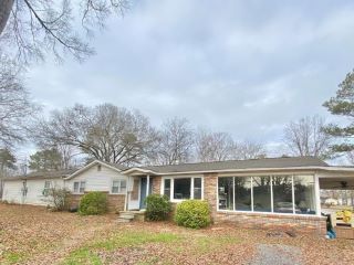 Foreclosed Home - 625 SHERIDAN AVE, 30721