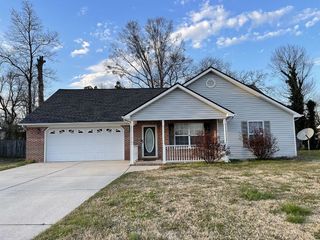Foreclosed Home - 215 CENTURY STATION DR, 30741