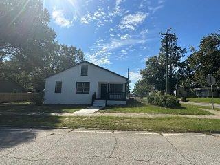 Foreclosed Home - 502 E 7TH ST, 30830