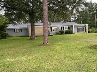 Foreclosed Home - List 100776017