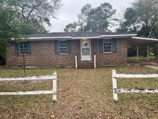 Foreclosed Home - 141 VIRGINIA ST, 31015