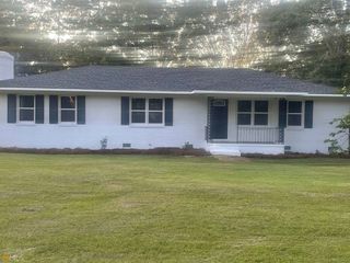 Foreclosed Home - 480 COUNTRY CLUB RD, 31021