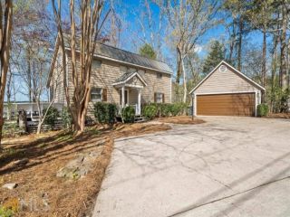Foreclosed Home - 128 FOREST RIDGE CIR, 31024