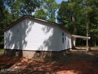 Foreclosed Home - 111 CRABAPPLE LN, 31047