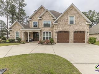 Foreclosed Home - 103 HAWKS NEST DR, 31047