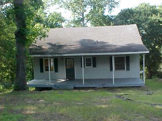 Foreclosed Home - 122 TAYLOR DR NE, 31061