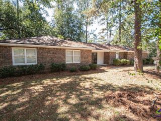 Foreclosed Home - 305 OVERLOOK DR, 31063