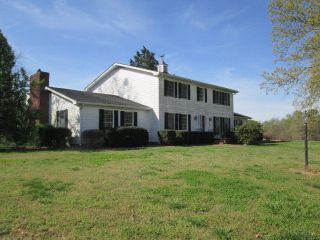 Foreclosed Home - 3590 ROCK EAGLE RD, 31064