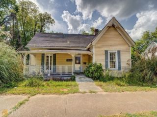 Foreclosed Home - 207 N WARREN ST, 31064