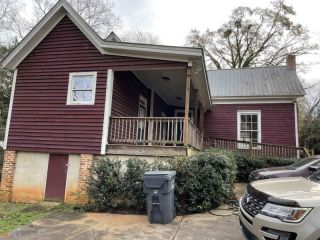 Foreclosed Home - 265 N WARREN ST, 31064