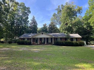 Foreclosed Home - 619 LAUREL DR, 31082