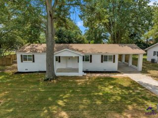 Foreclosed Home - 101 CYNTHIA WAY, 31088