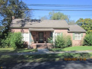 Foreclosed Home - 109 E 1ST AVE, 31089