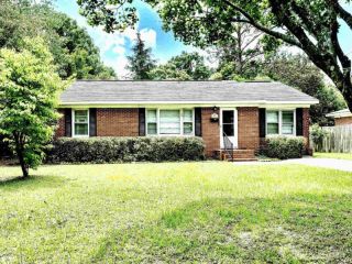 Foreclosed Home - 103 WOODLAWN AVE, 31093