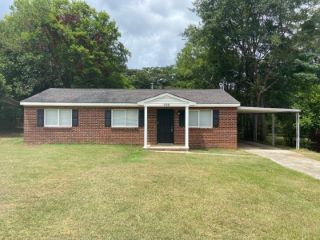 Foreclosed Home - 102 FLANDERS DR, 31093