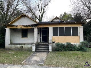 Foreclosed Home - 542 ELM ST, 31201