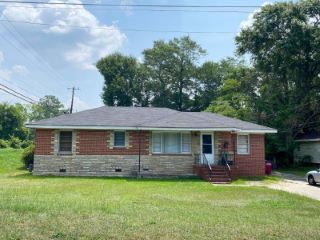 Foreclosed Home - 4304 SUMMERHILL DR, 31204