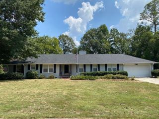 Foreclosed Home - 247 CANDLER DR, 31204
