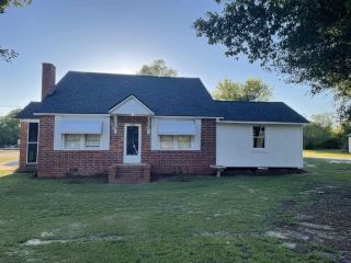 Foreclosed Home - 4795 BLOOMFIELD RD, 31206
