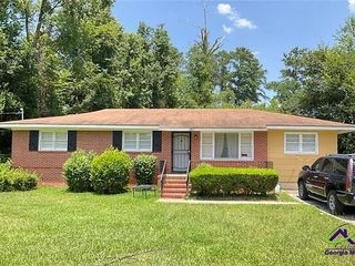 Foreclosed Home - 1803 CANTERBURY RD, 31206
