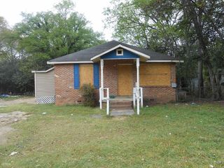 Foreclosed Home - List 100849051