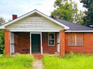 Foreclosed Home - 696 GRENADA TER, 31206