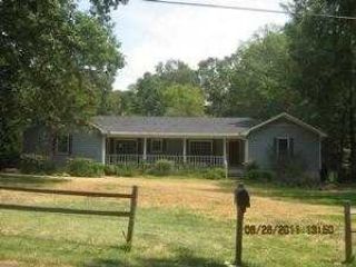 Foreclosed Home - 1017 WARWICK DR, 31210