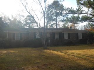 Foreclosed Home - 823 WOODSDALE TER, 31210