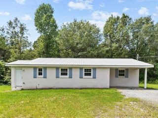 Foreclosed Home - 157 GARRISON RD, 31211
