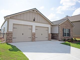 Foreclosed Home - 7253 WINTERBERRY CIR, 31216