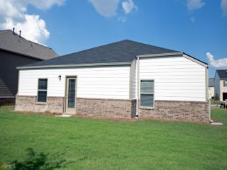 Foreclosed Home - 7210 WINTERBERRY CIR, 31216