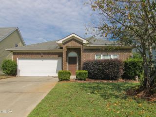Foreclosed Home - 107 SWEETGUM WAY, 31216