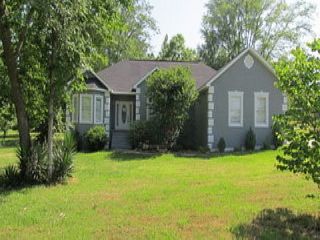 Foreclosed Home - 1002 SAND TRAP LN, 31220