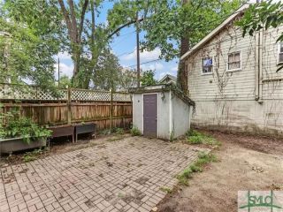 Foreclosed Home - 415 E 40TH ST, 31401