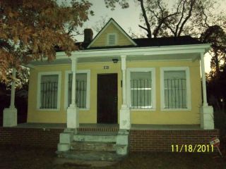 Foreclosed Home - 1201 E BOLTON ST, 31404