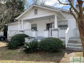 Foreclosed Home - 2107 E 36TH ST, 31404