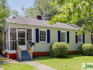 Foreclosed Home - 1931 HAWTHORNE ST, 31404