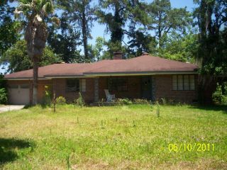 Foreclosed Home - 10 LINDEN DR, 31405