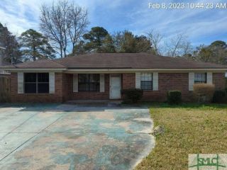 Foreclosed Home - 1917 ARCADIAN ST, 31405