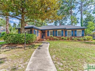 Foreclosed Home - 5116 ABERCORN ST, 31405