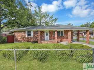 Foreclosed Home - 1100 CORNWALL ST, 31415