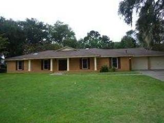 Foreclosed Home - 105 Lakeshore Dr, 31419