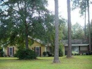 Foreclosed Home - 510 E Waring St, 31501