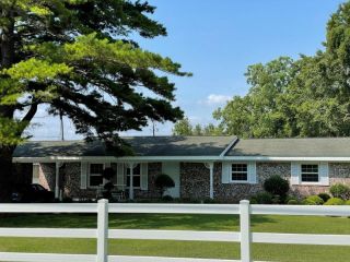 Foreclosed Home - 105 COMMUNITY DR, 31501