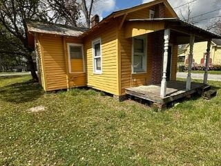 Foreclosed Home - 1501 GILMORE ST, 31501