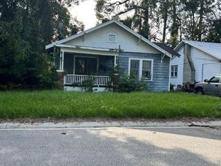 Foreclosed Home - 605 WALKER ST, 31503