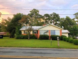 Foreclosed Home - 602 DELL ST, 31516